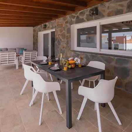 Holiday Rustika Luxe 2 Rural, Pool, Bbq, Mountain View By Holidays Willa Villaverde (Fuerteventura)