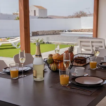 Willa Holiday Rustika Luxe 2 Rural, Pool, Bbq, Mountain View By Holidays *